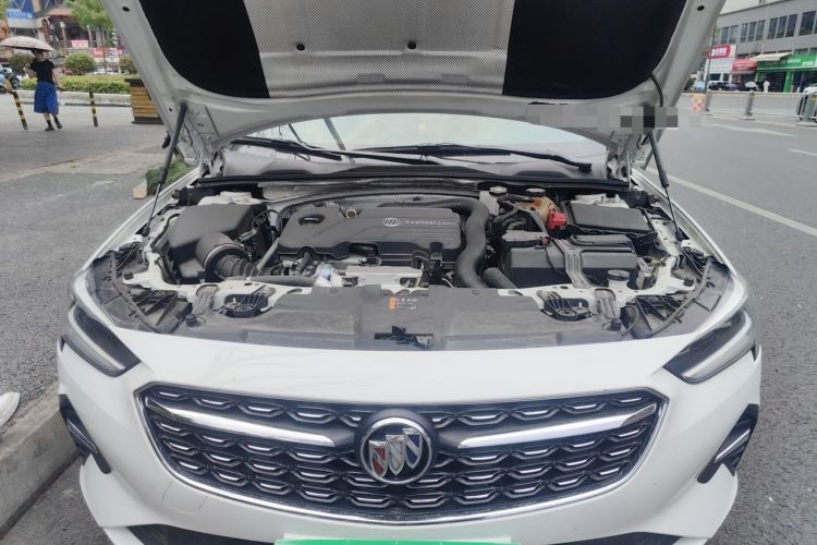 Used Buick Regal 2020 552T Elite Edition Engine Bay