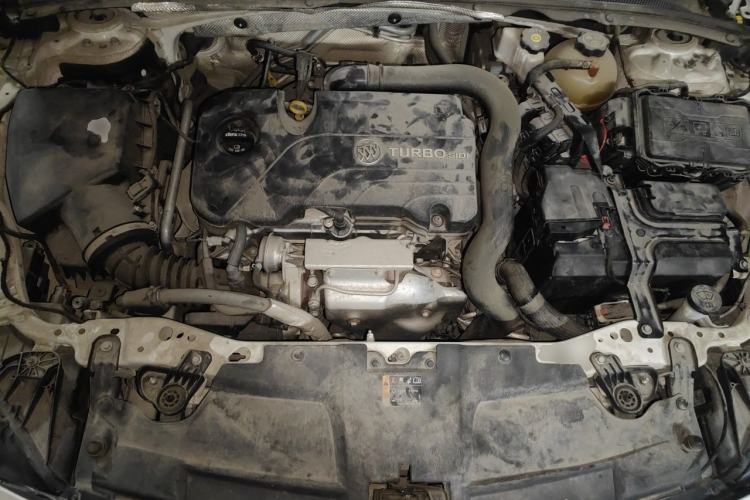 Used Buick Regal 2020 552T Elite Edition Engine Bay