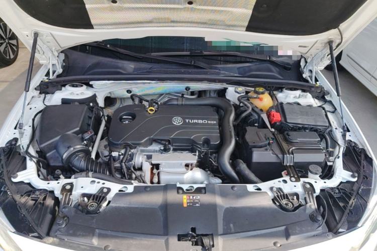 Used Buick Regal 2020 552T Elite Edition Engine Bay