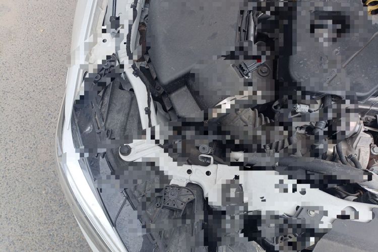 Used Buick Regal 2020 552T Elite Edition Engine Bay Right