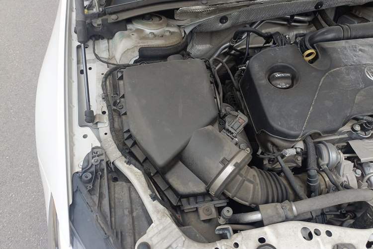 Used Buick Regal 2020 552T Elite Edition Engine Bay Right