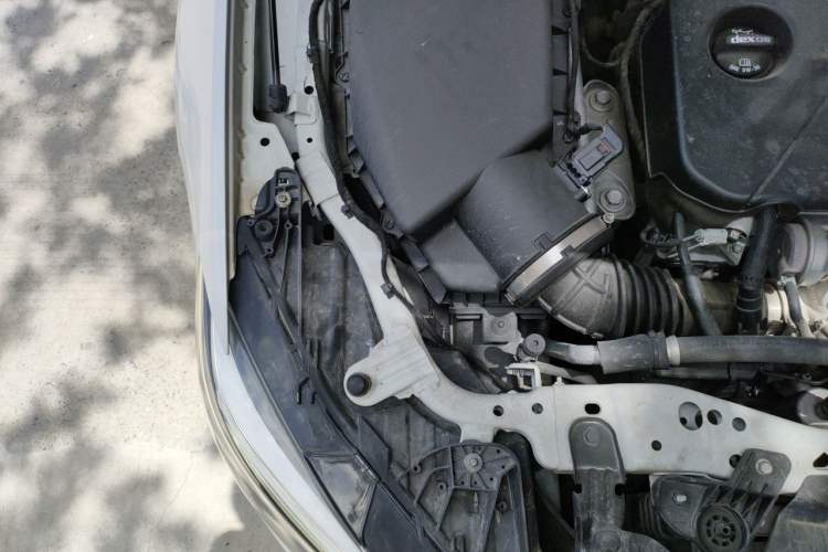 Used Buick Regal 2020 552T Elite Edition Engine Bay Right
