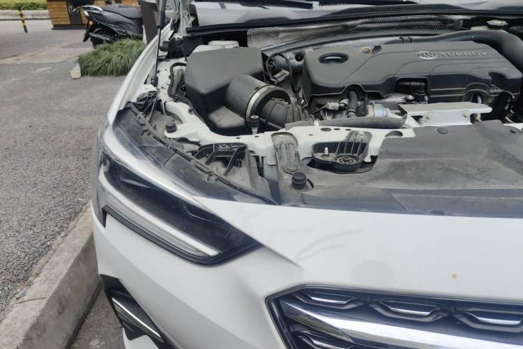 Used Buick Regal 2020 552T Elite Edition Engine Bay Right