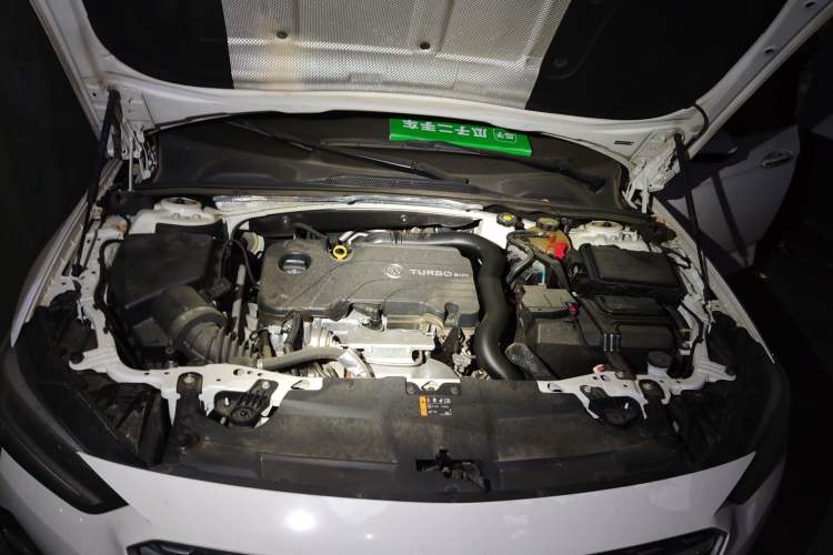 Used Buick Regal 2020 552T Elite Edition Engine Bay