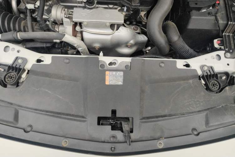 Used Buick Regal 2020 552T Elite Edition Engine Bay