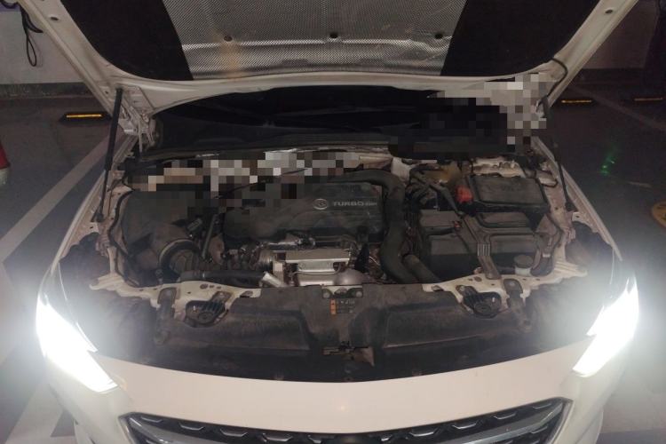 Used Buick Regal 2020 552T Elite Edition Engine Bay