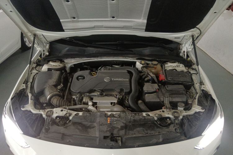 Used Buick Regal 2020 552T Elite Edition Engine Bay