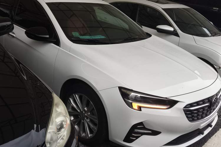 Used Buick Regal 2020 652T Elite Edition Exterior 1