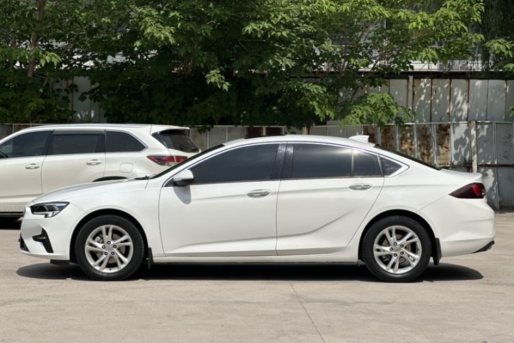 Used Buick Regal 2020 552T Elite Edition Exterior 1