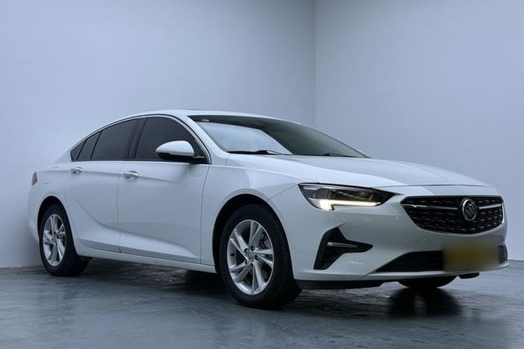Used Buick Regal 2020 552T Luxury Version Exterior 2