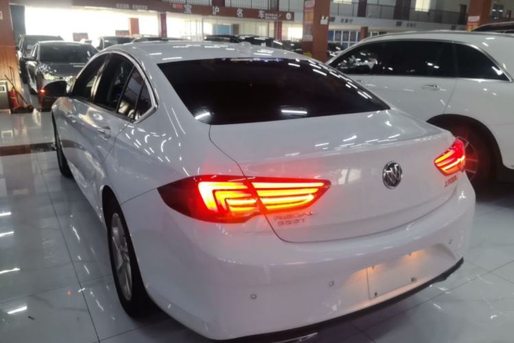 Used Buick Regal 2020 552T Elite Edition Exterior 2