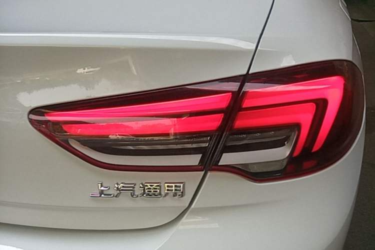 Used Buick Regal 2020 552T Elite Edition Exterior 3