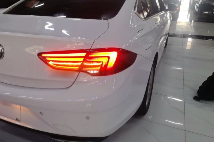 Used Buick Regal 2020 552T Elite Edition Exterior 3