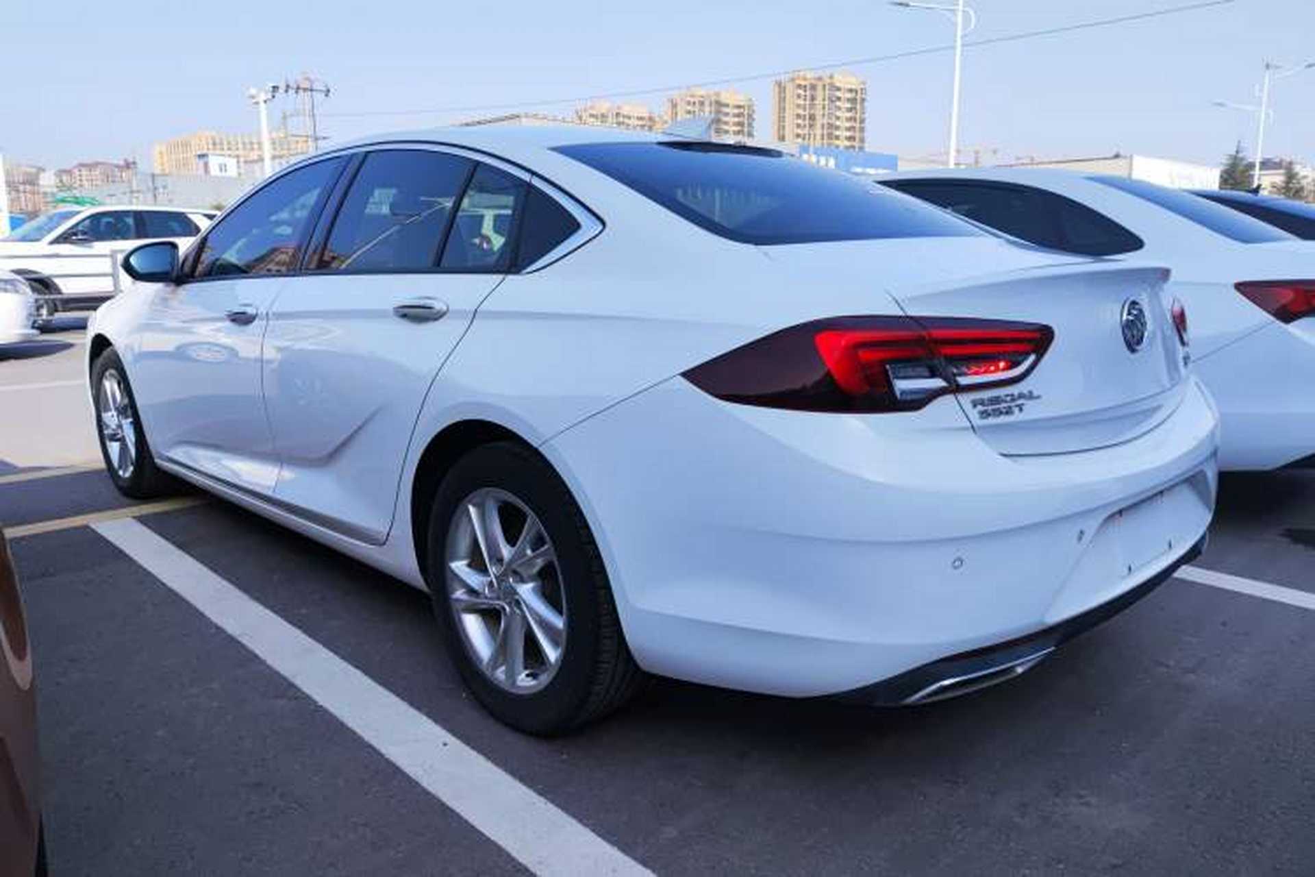 Used Buick Regal 2020 552T Elite Edition Exterior 3