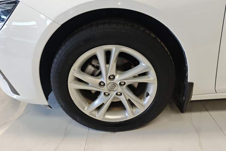 Used Buick Regal 2020 552T Elite Edition Exterior 4