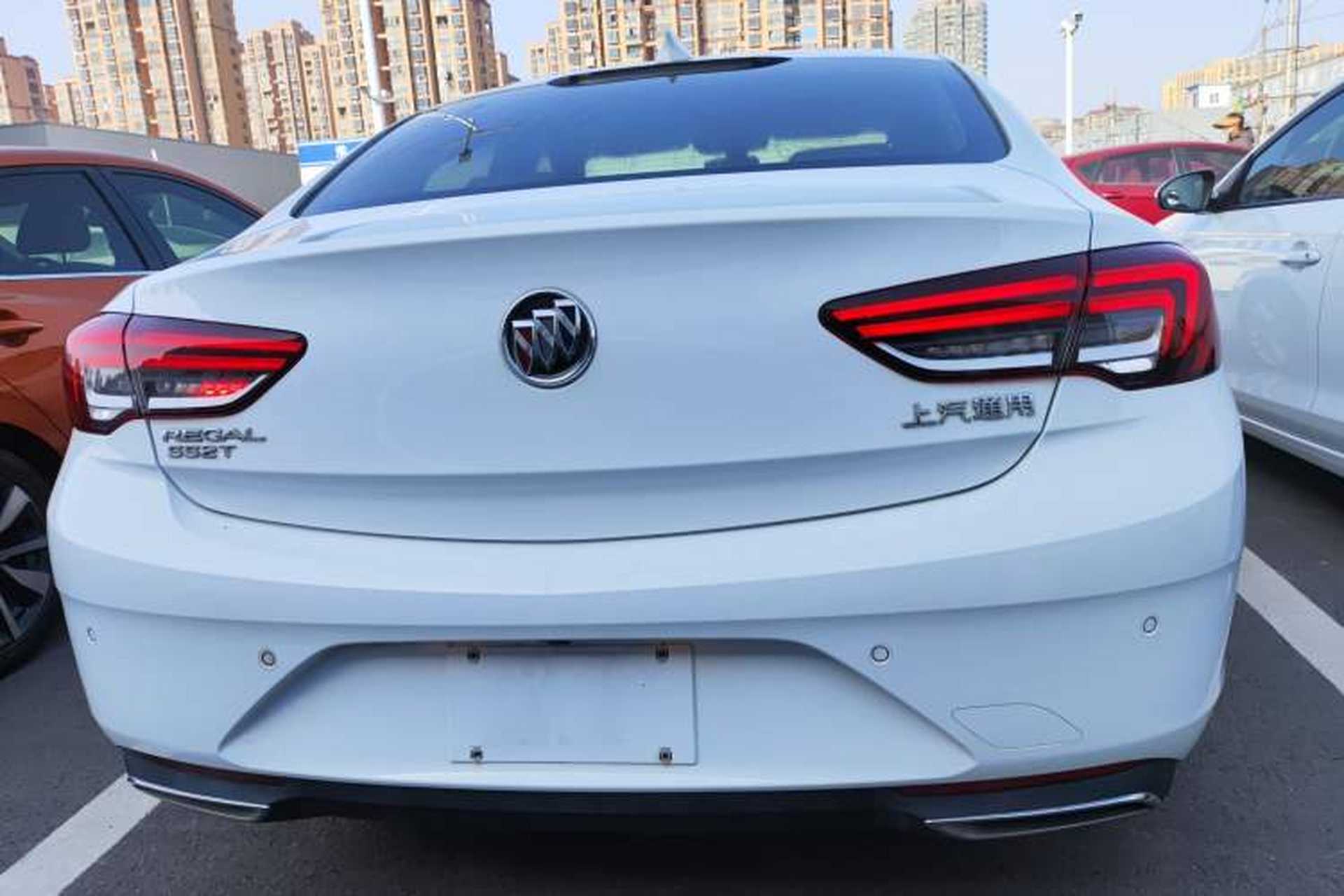 Used Buick Regal 2020 552T Elite Edition Exterior 4