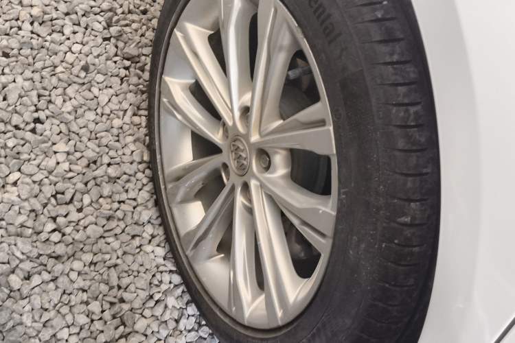 Used Buick Regal 2020 652T Elite Edition Exterior 5