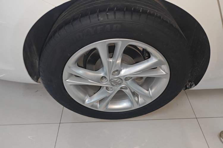 Used Buick Regal 2020 552T Elite Edition Exterior 5