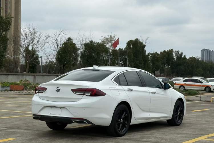Used Buick Regal 2020 552T Luxury Version Exterior 5