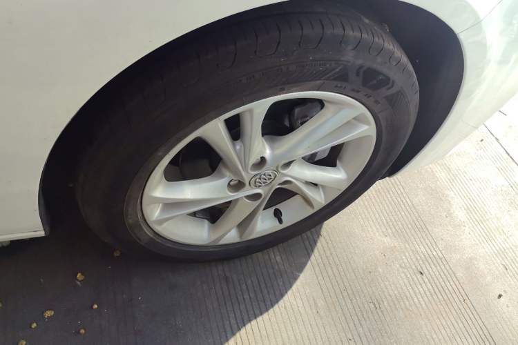 Used Buick Regal 2020 552T Luxury Version Exterior 7