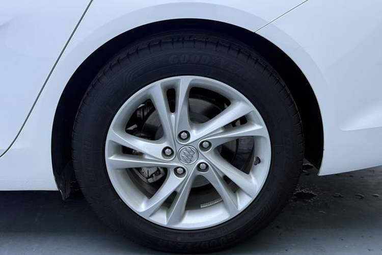 Used Buick Regal 2020 552T Luxury Version Exterior 9
