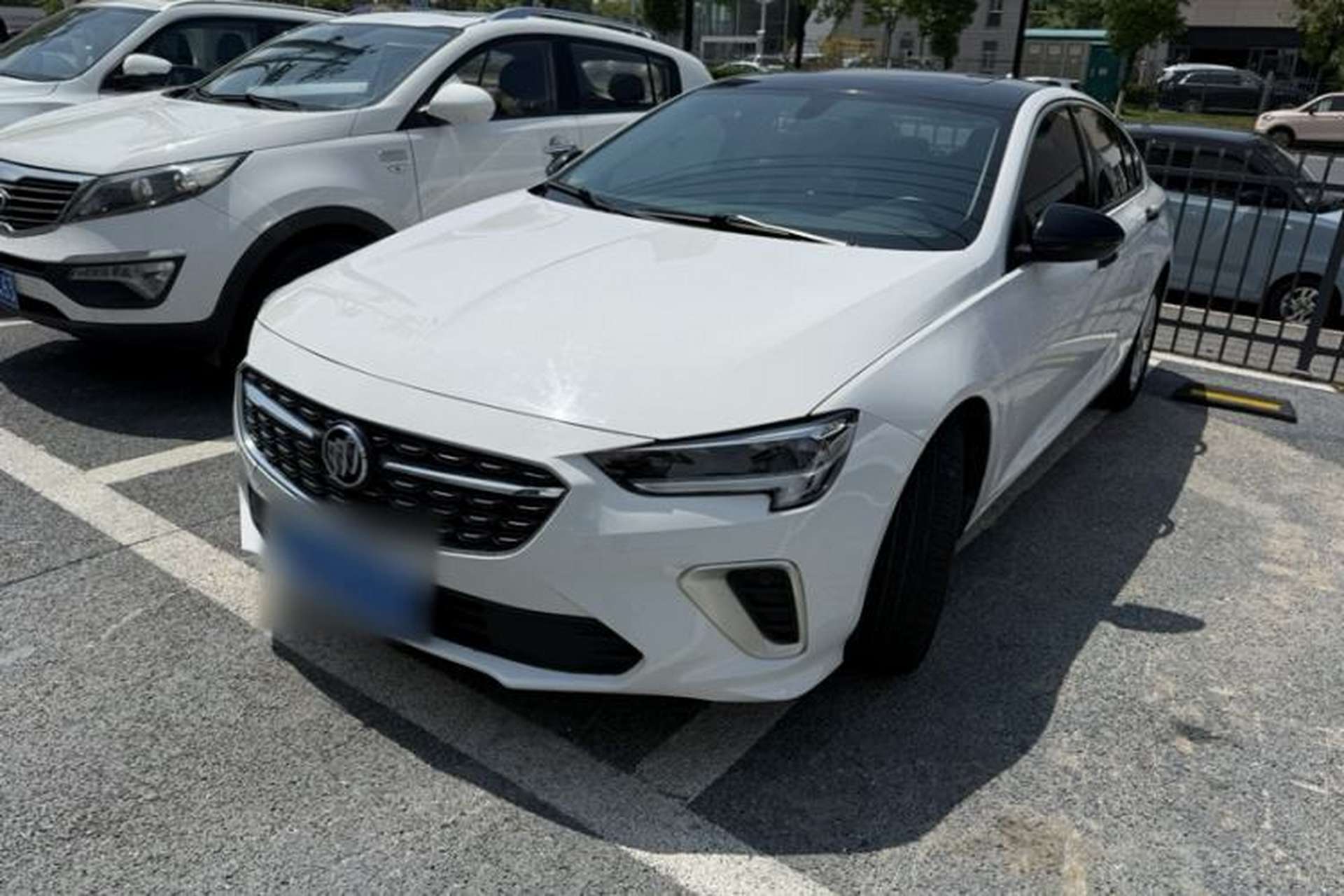 Used Buick Regal 2020 552T Luxury Version Front Left 45 Deg