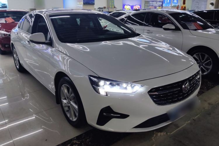 Used Buick Regal 2020 552T Elite Edition Front Right 45 Deg