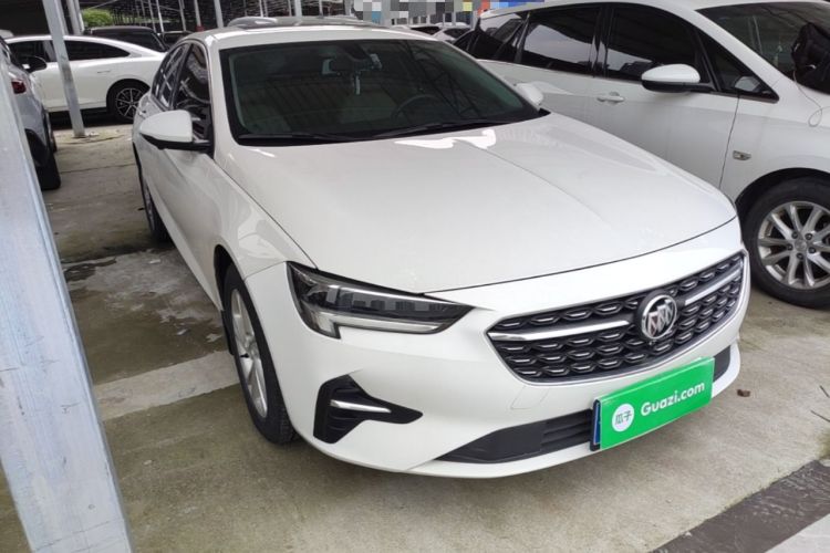Used Buick Regal 2020 552T Elite Edition Front Right 45 Deg