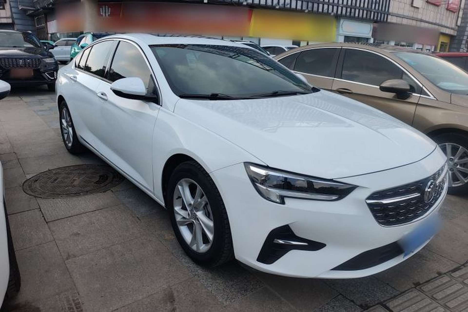 Used Buick Regal 2020 552T Elite Edition Front Right 45 Deg