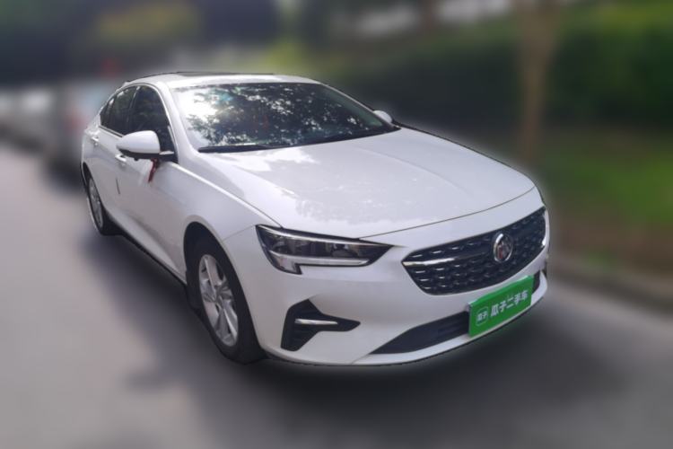 Used Buick Regal 2020 552T Elite Edition Front Right 45 Deg