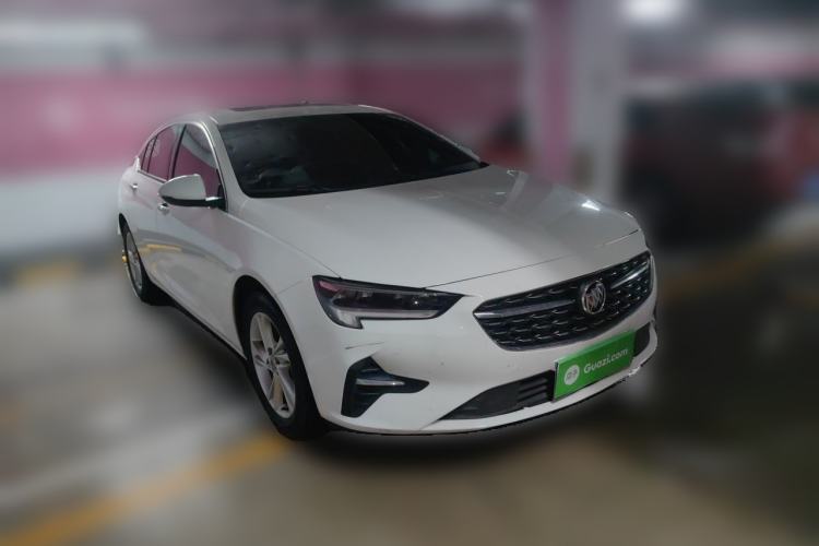 Used Buick Regal 2020 552T Luxury Version Front Right 45 Deg