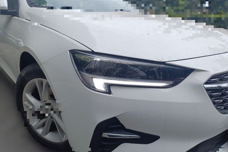 Used Buick Regal 2020 552T Elite Edition Front Right 45 Deg