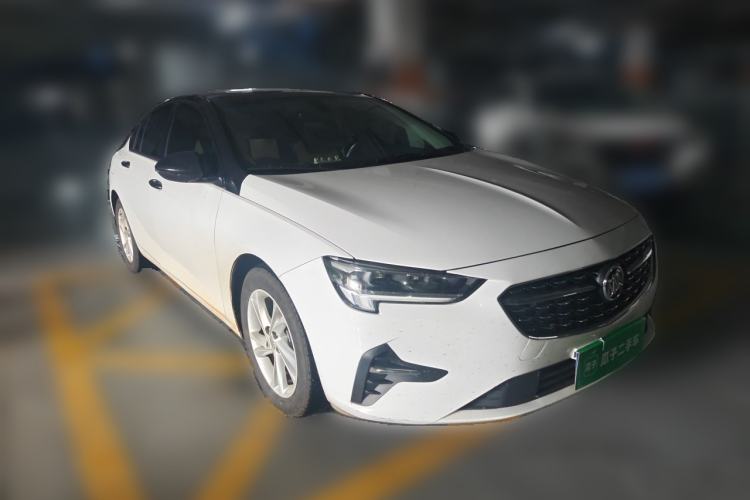 Used Buick Regal 2020 552T Elite Edition Front Right 45 Deg