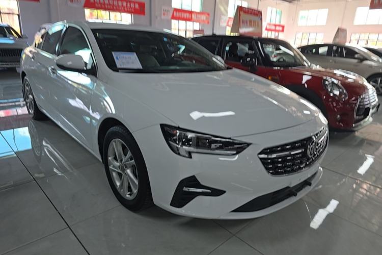 Used Buick Regal 2020 552T Elite Edition Front Right 45 Deg
