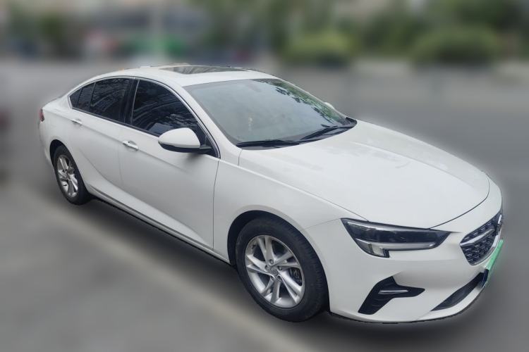 Used Buick Regal 2020 552T Elite Edition Front Right 45 Deg