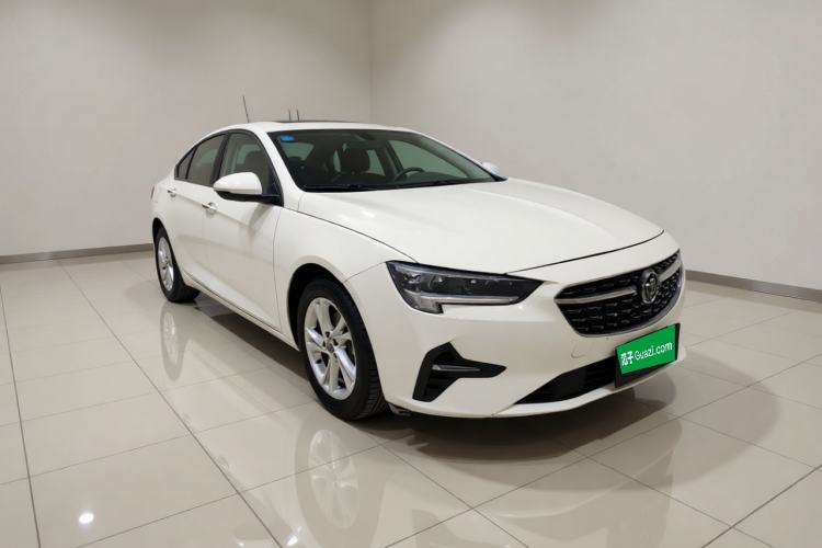 Used Buick Regal 2020 552T Elite Edition Front Right 45 Deg