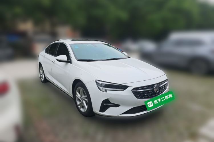 Used Buick Regal 2020 552T Elite Edition Front Right 45 Deg