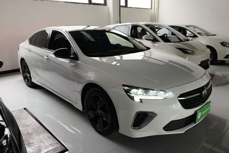 Used Buick Regal 2020 GS 28T Elite Model Front Right 45 Deg