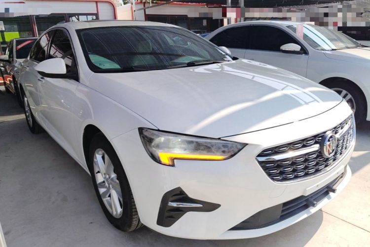 Used Buick Regal 2020 552T Elite Edition Front Right 45 Deg