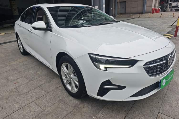 Used Buick Regal 2020 552T Elite Edition Front Right 45 Deg