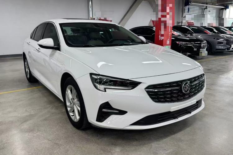 Used Buick Regal 2020 552T Elite Edition Front Right 45 Deg