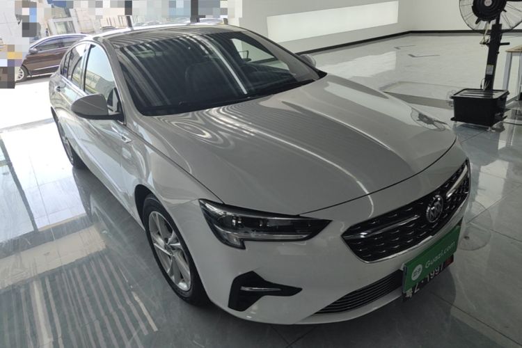 Used Buick Regal 2020 552T Elite Edition Front Right 45 Deg
