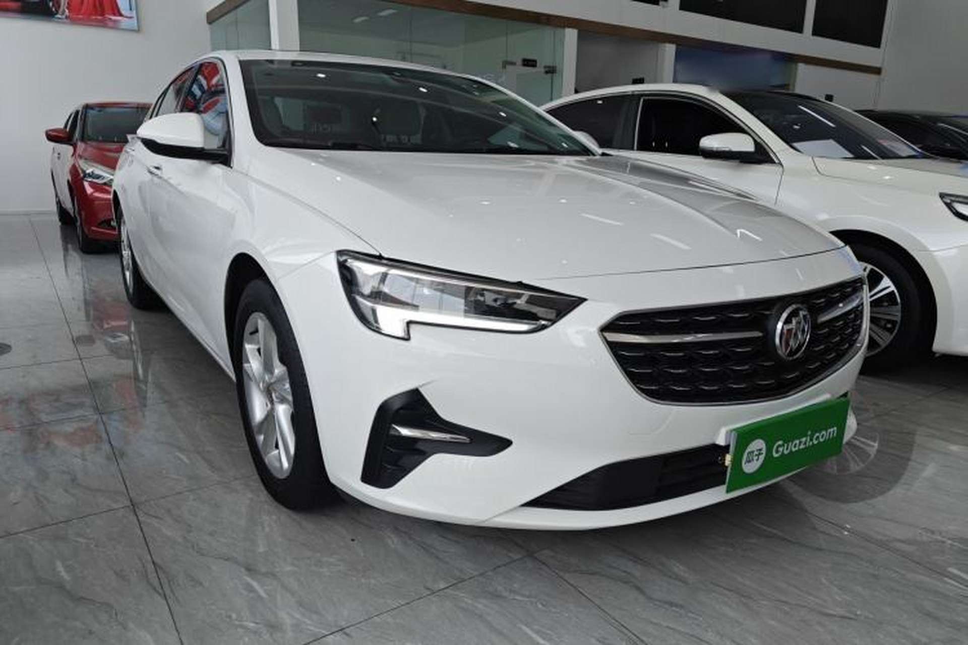 Used Buick Regal 2020 552T Elite Edition Front Right 45 Deg