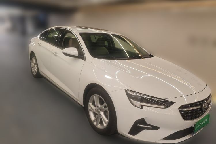 Used Buick Regal 2020 552T Elite Edition Front Right 45 Deg