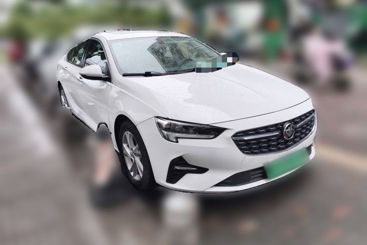 Used Buick Regal 2020 552T Luxury Version Front Right 45 Deg
