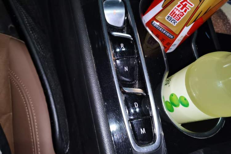 Used Buick Regal 2020 552T Luxury Version Gear Lever