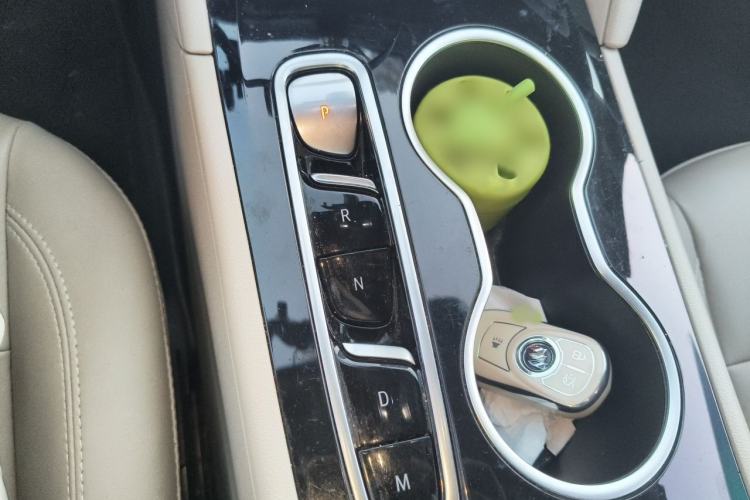 Used Buick Regal 2020 552T Elite Edition Gear Lever
