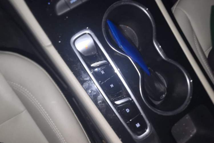 Used Buick Regal 2020 552T Elite Edition Gear Lever