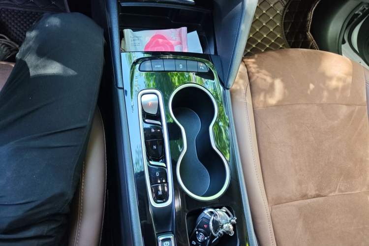 Used Buick Regal 2020 552T Luxury Version Gear Lever