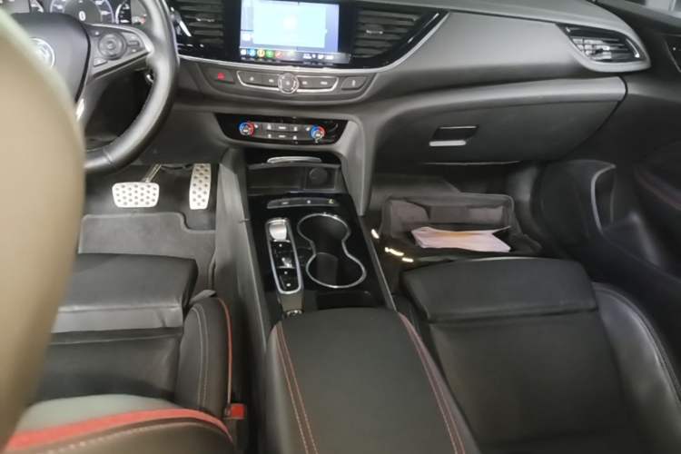 Used Buick Regal 2020 GS 28T Elite Model Gear Lever